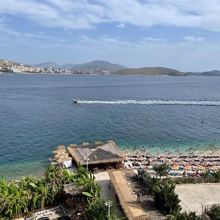 Port Side Sarande Apartment Екстериор снимка