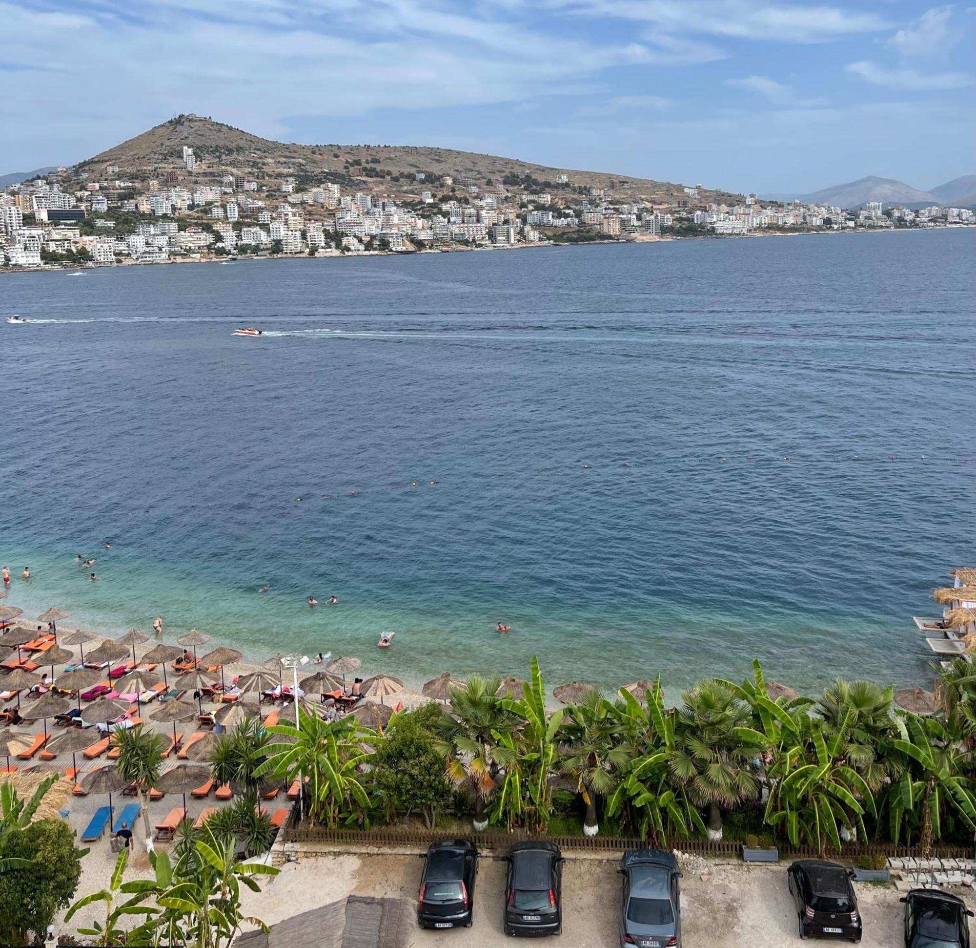Port Side Sarande Apartment Екстериор снимка