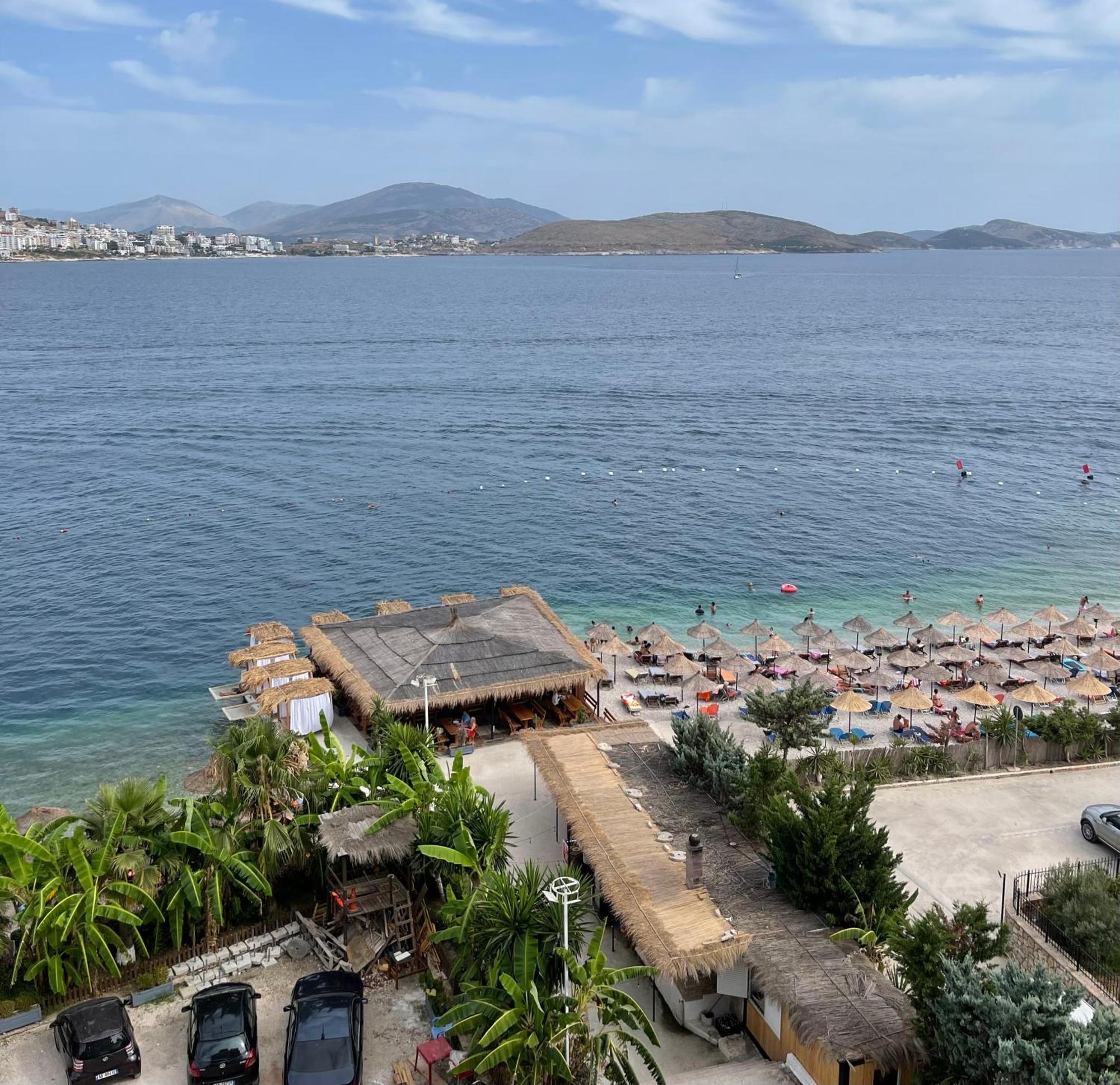 Port Side Sarande Apartment Екстериор снимка