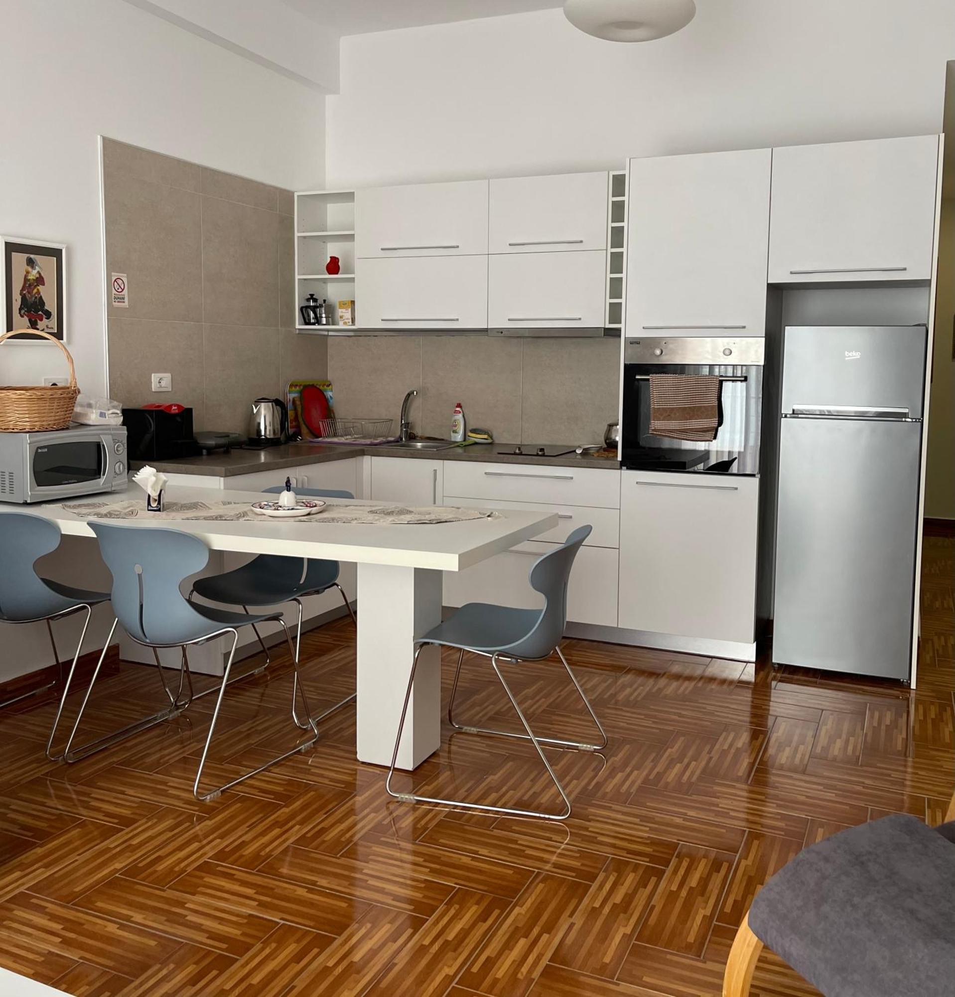 Port Side Sarande Apartment Екстериор снимка
